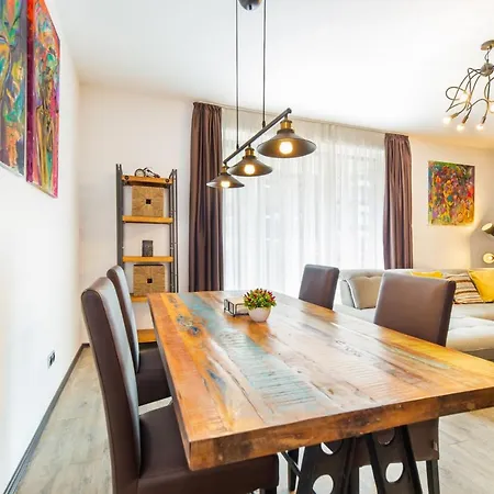 Apartment Art Gallery In Silver Mountain Poiana Brasov